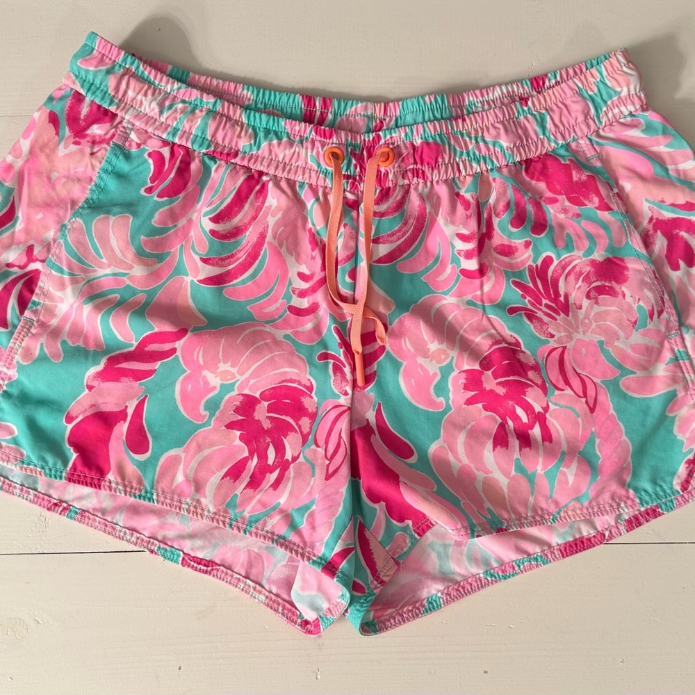 Lilly Pulitzer Luxletic Runaround Shorts